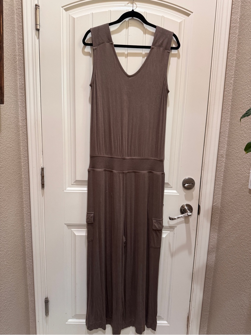 Lisa Rinna Collection Sleeveless V-Neck Wide-Leg Jumpsuit in Taupe Brown